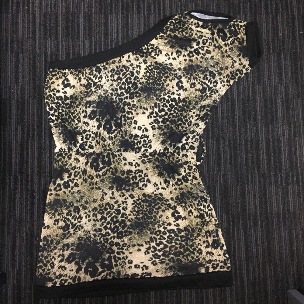 Ladies leopard mini dress, One shoulder out,